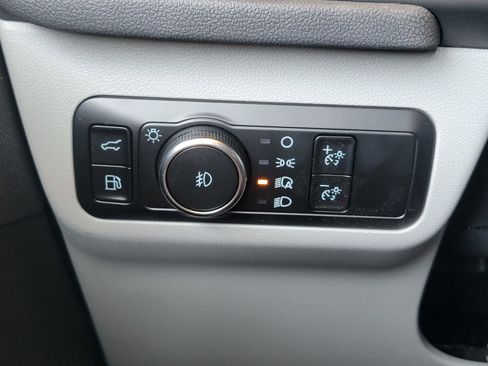 New 2024 Ford Escape SE w/ PHEV Premium Package FWD image 24