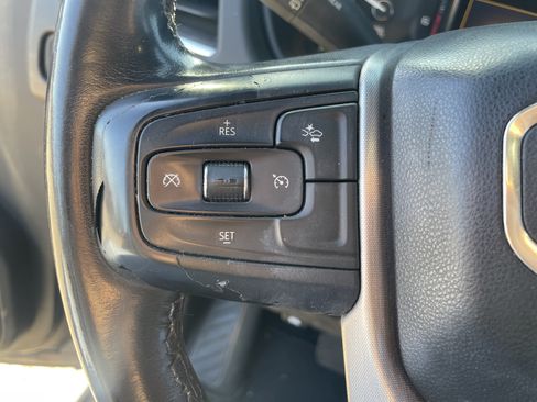 Used 2021 GMC Yukon SLE AWD/4WD image 15