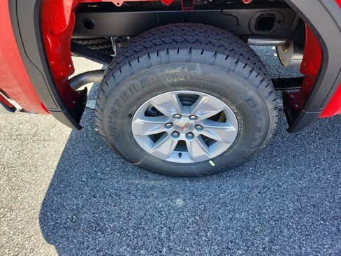 New 2026 GMC Sierra 1500 SLE AWD/4WD image 6