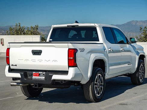 New 2025 Toyota Tacoma TRD Sport image 4