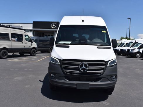 New 2025 Mercedes-Benz Sprinter 2500 image 2