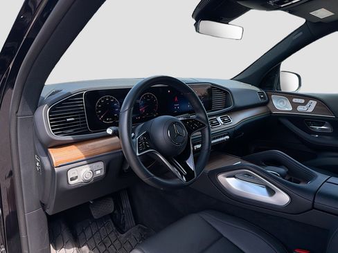 Used 2025 Mercedes-Benz GLE 350 4MATIC image 25