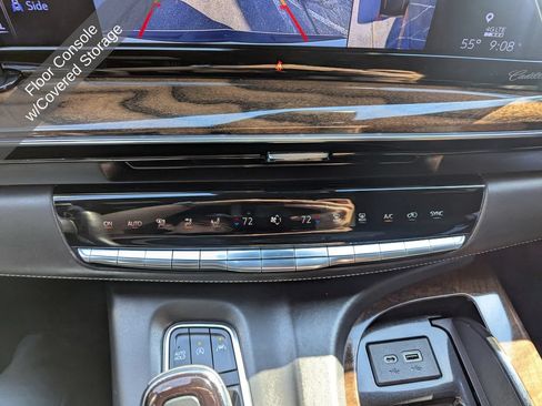 Used 2022 Cadillac Escalade ESV Sport Platinum AWD/4WD image 28