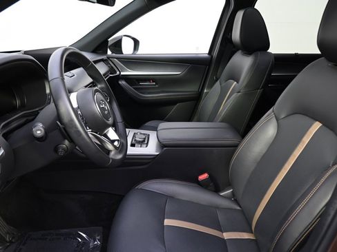 Certified 2025 MAZDA CX-70 3.3 Turbo S w/ Premium Package image 13