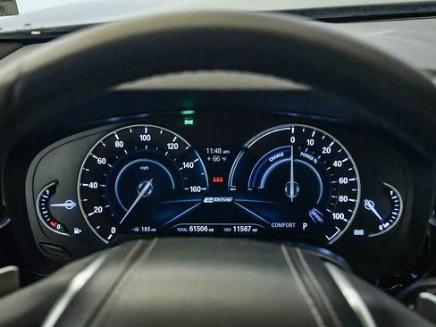 Used 2018 BMW 530e w/ Premium Package 2 image 22