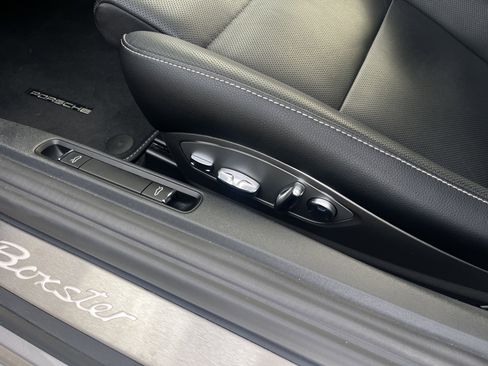 Certified 2024 Porsche 718 Boxster image 22