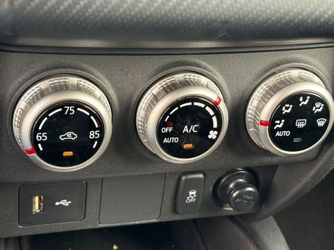 Used 2025 Mitsubishi Outlander Sport ES AWD/4WD image 17