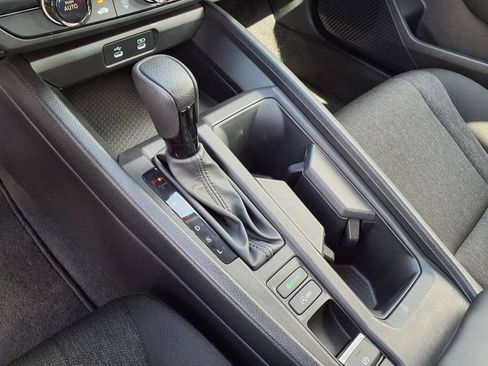 Used 2025 Honda Accord LX image 22