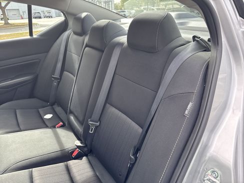 Used 2024 Nissan Altima 2.5 SV image 24