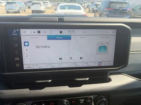 Used 2025 Jeep Wrangler Unlimited Sahara AWD/4WD image 22