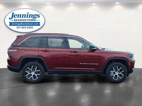 Used 2024 Jeep Grand Cherokee Limited w/ Luxury Tech Group II AWD/4WD image 28