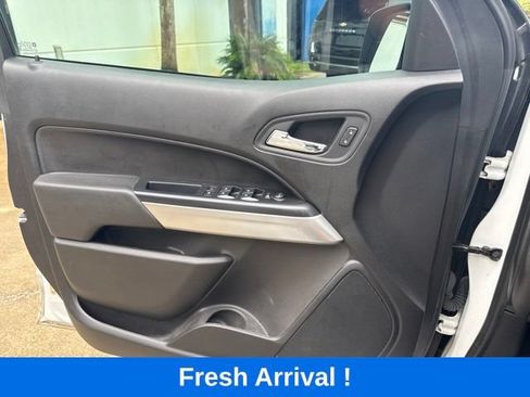 Used 2020 Chevrolet Colorado LT AWD/4WD image 10