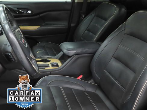 Used 2018 GMC Acadia Denali w/ Technology Package FWD image 11