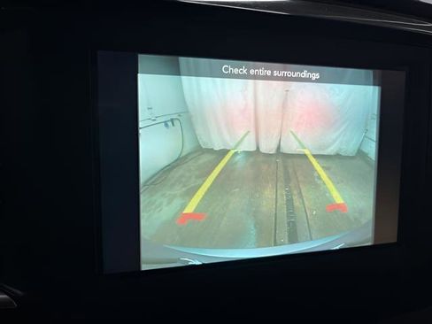 Used 2021 Chrysler Voyager Lxi image 22