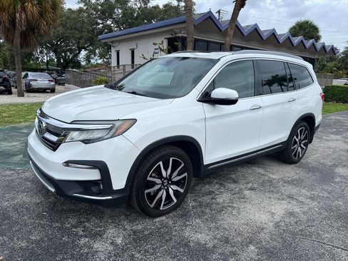 Used 2022 Honda Pilot Touring image 2