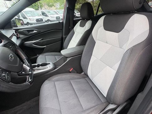 Used 2024 Chevrolet Trax RS w/ Driver Confidence Package FWD image 15