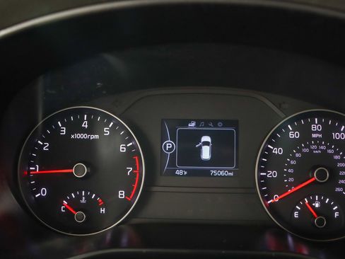 Used 2019 Kia Sportage LX image 15