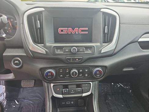 Used 2023 GMC Terrain SLE w/ Driver Convenience Package FWD image 25