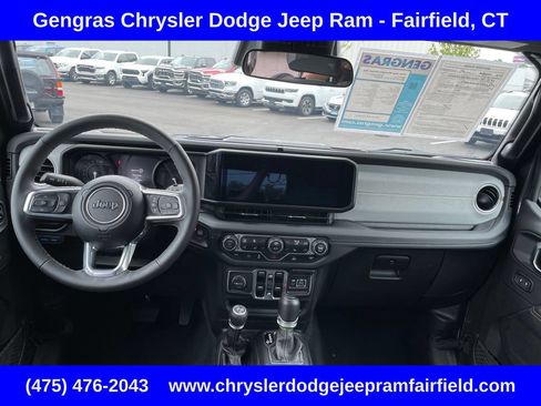 Certified 2025 Jeep Wrangler Unlimited Sahara AWD/4WD image 42