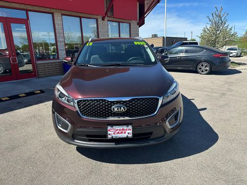 Used 2016 Kia Sorento AWD image 2