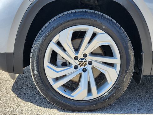 Used 2021 Volkswagen Atlas SE image 10