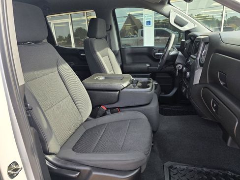 Used 2022 Chevrolet Silverado 1500 Custom AWD/4WD image 19