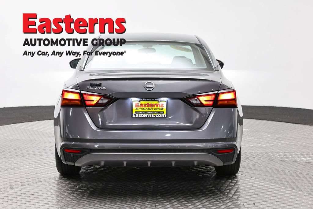 Used 2024 Nissan Altima 2.5 S FWD image 8
