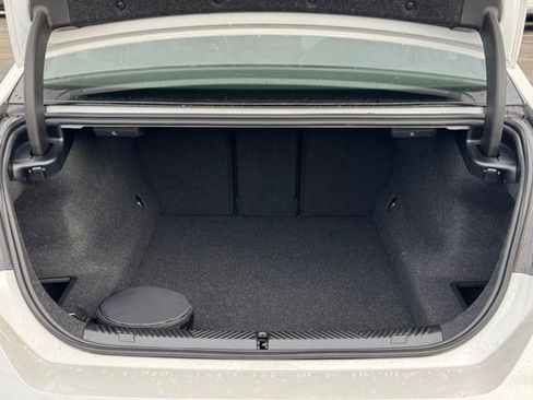 New 2026 BMW 530i xDrive w/ Premium Package image 10