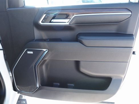 Used 2024 GMC Sierra 1500 SLT w/ SLT Premium Plus Package image 39