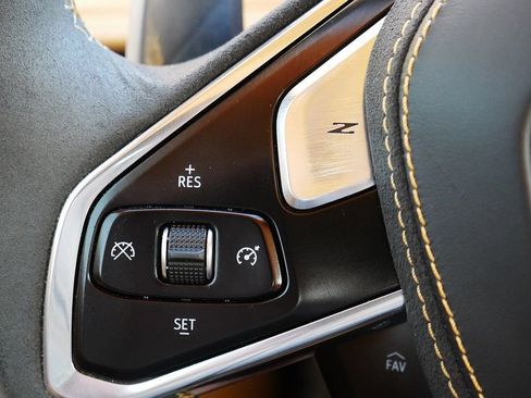 Used 2022 Chevrolet Corvette Stingray Premium Conv w/ Z51 Performance Package RWD image 27