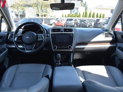 Used 2019 Subaru Outback 3.6R Limited AWD/4WD image 12