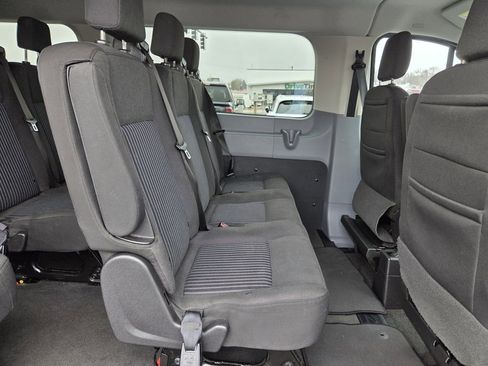 Used 2019 Ford Transit 350 XLT image 32