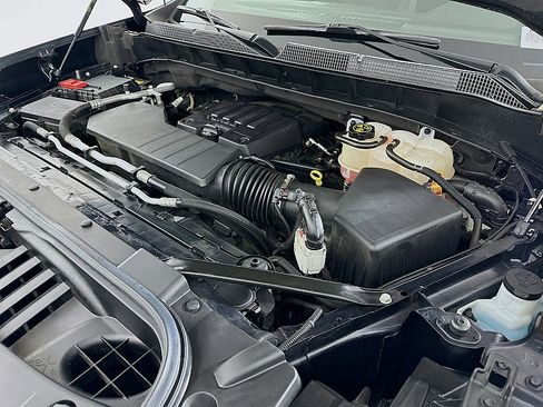 Used 2023 Chevrolet Silverado 1500 LT image 26