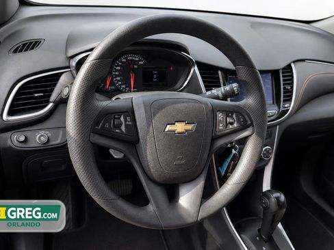 Used 2020 Chevrolet Trax LS w/ Tint and Cruise Package FWD image 15