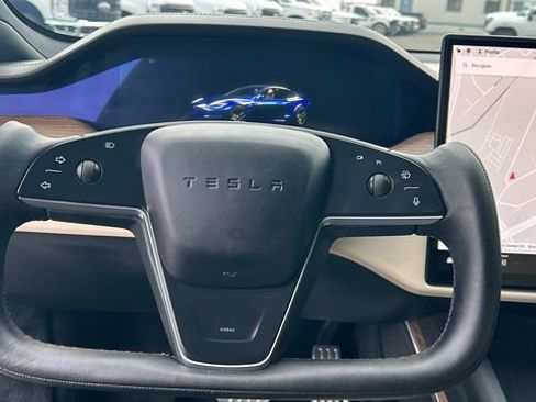 Used 2021 Tesla Model S Plaid image 19