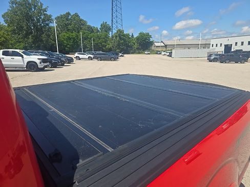 Used 2019 Ford F150 XLT w/ Equipment Group 302A Luxury AWD/4WD image 7