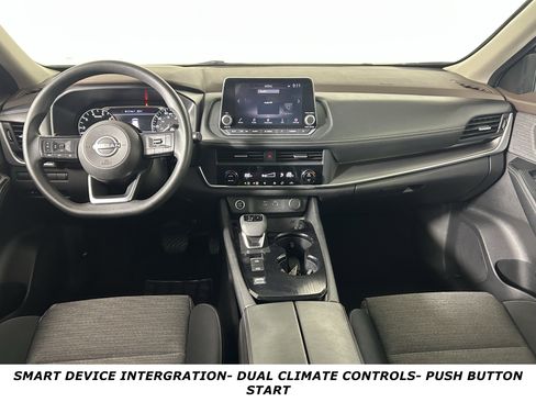 Certified 2023 Nissan Rogue SV image 4