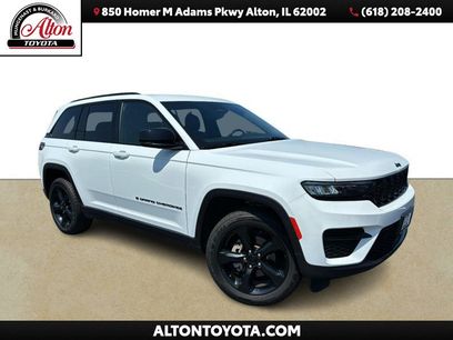 Used 2023 Jeep Grand Cherokee Altitude