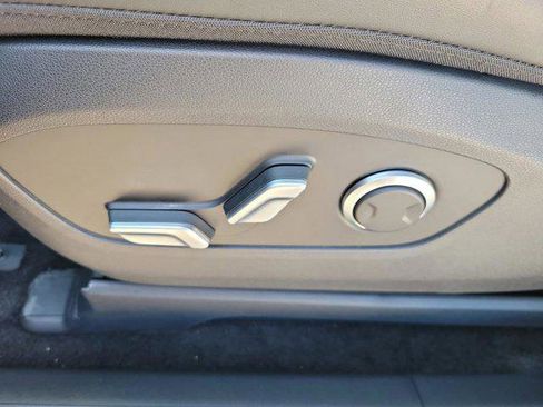 New 2026 Hyundai Ioniq 9 SEL image 12