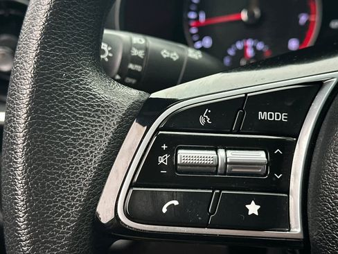 Used 2024 Kia Forte LXS image 28