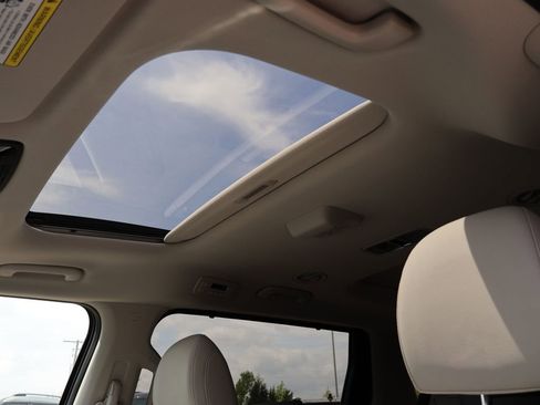 New 2026 Kia Carnival SX Prestige FWD image 44