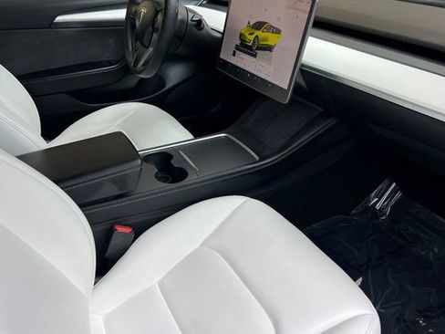 Used 2022 Tesla Model 3 Long Range AWD/4WD image 18