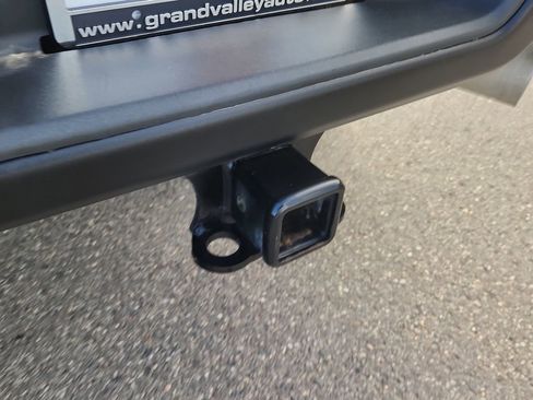 Used 2025 Chevrolet Silverado 2500 ZR2 w/ ZR2 Bison Edition image 13