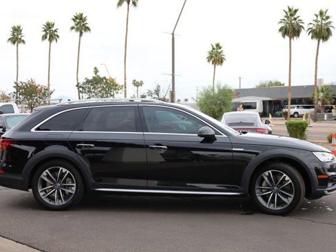 Used 2019 Audi A4 2.0T allroad Prestige w/ Prestige Package image 12