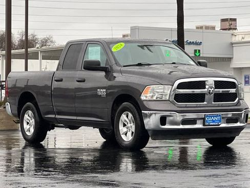 Used 2024 RAM 1500 Classic SLT image 2
