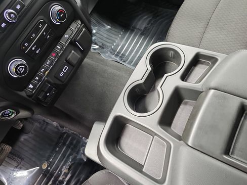 Used 2024 Chevrolet Silverado 2500 Custom w/ Custom Value Package image 23