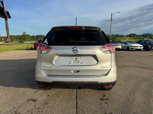 Used 2015 Nissan Rogue SV AWD/4WD image 15