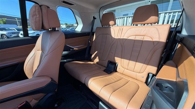 Used 2021 BMW X7 xDrive40i w/ Premium Package 2 AWD/4WD image 49