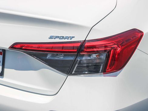 Used 2024 Honda Civic Sport image 10
