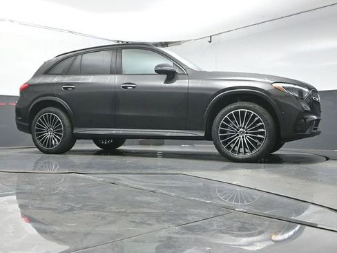 New 2026 Mercedes-Benz GLC 300 image 33